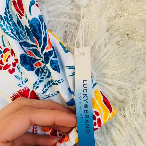 NWT Lucky Brand Las Dalias White Floral One-piece - Picture 4 of 4